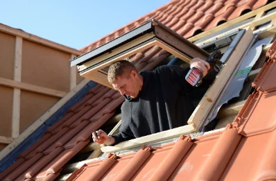 Pose de fenêtres de toit Velux à Bréhal